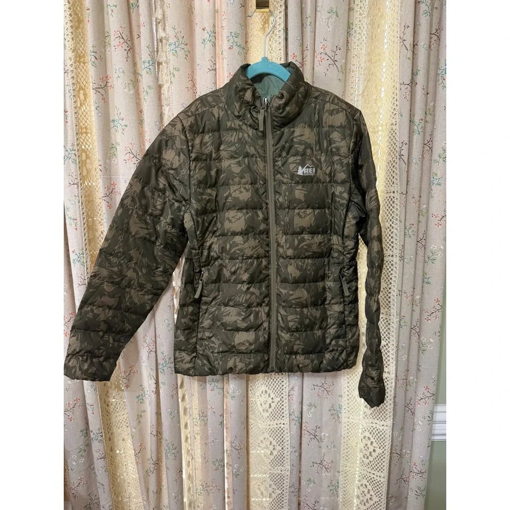REI Co-op Kids Down Puffer Jacket Green Camo Print Full Zip Medium 10-12